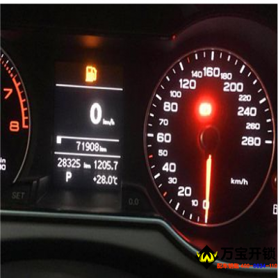 15年奧迪A4L儀表調(diào)校后出現(xiàn)異常的處理辦法?